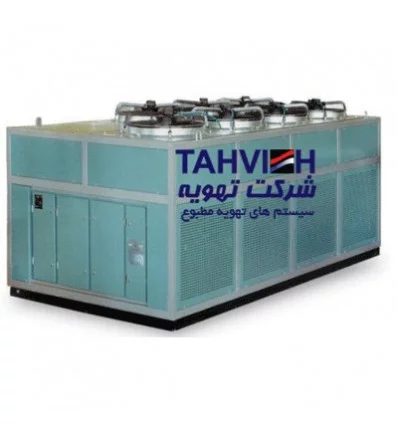 Air compression chiller with two or four reciprocating compressors