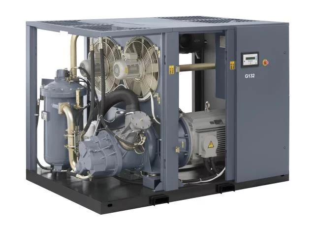 Chiller with screw compressor