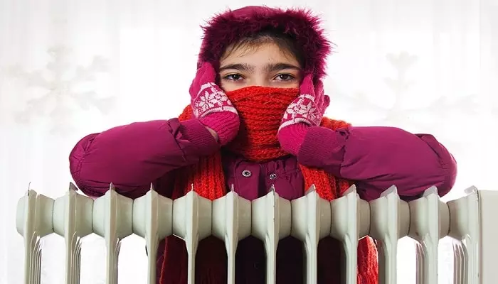 What are the reasons for the radiator not heating up?