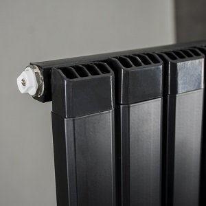 Anit 9 blade aluminum Vertical radiator Black Veniz model